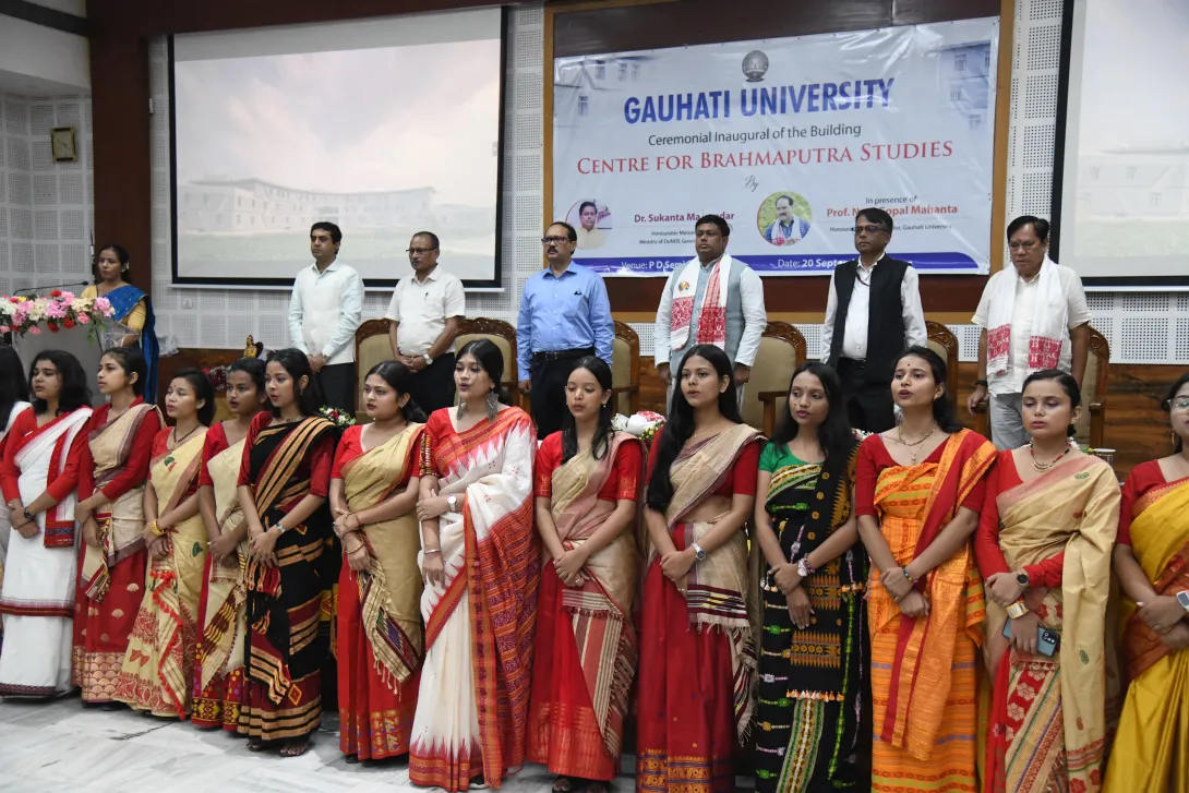 Dr. Majumdar, along with other dignitaries, attended the ina